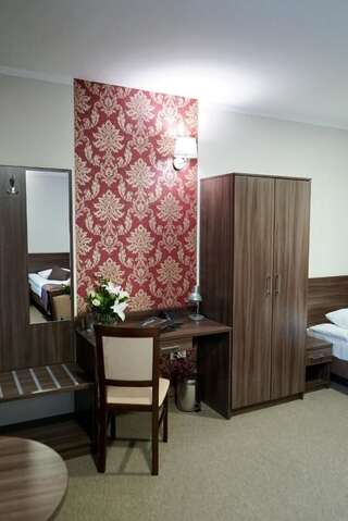 Отель Hotel Dąbrowski Освенцим Одноместный номер-4