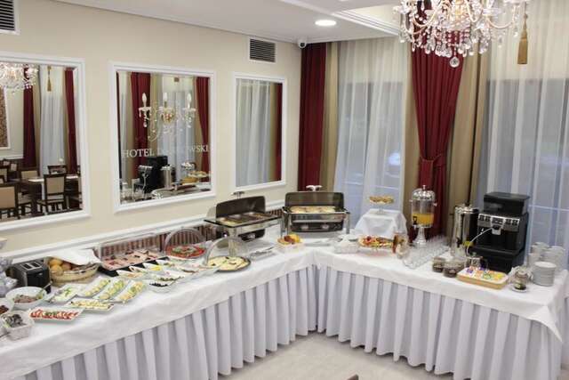 Отель Hotel Dąbrowski Освенцим-27